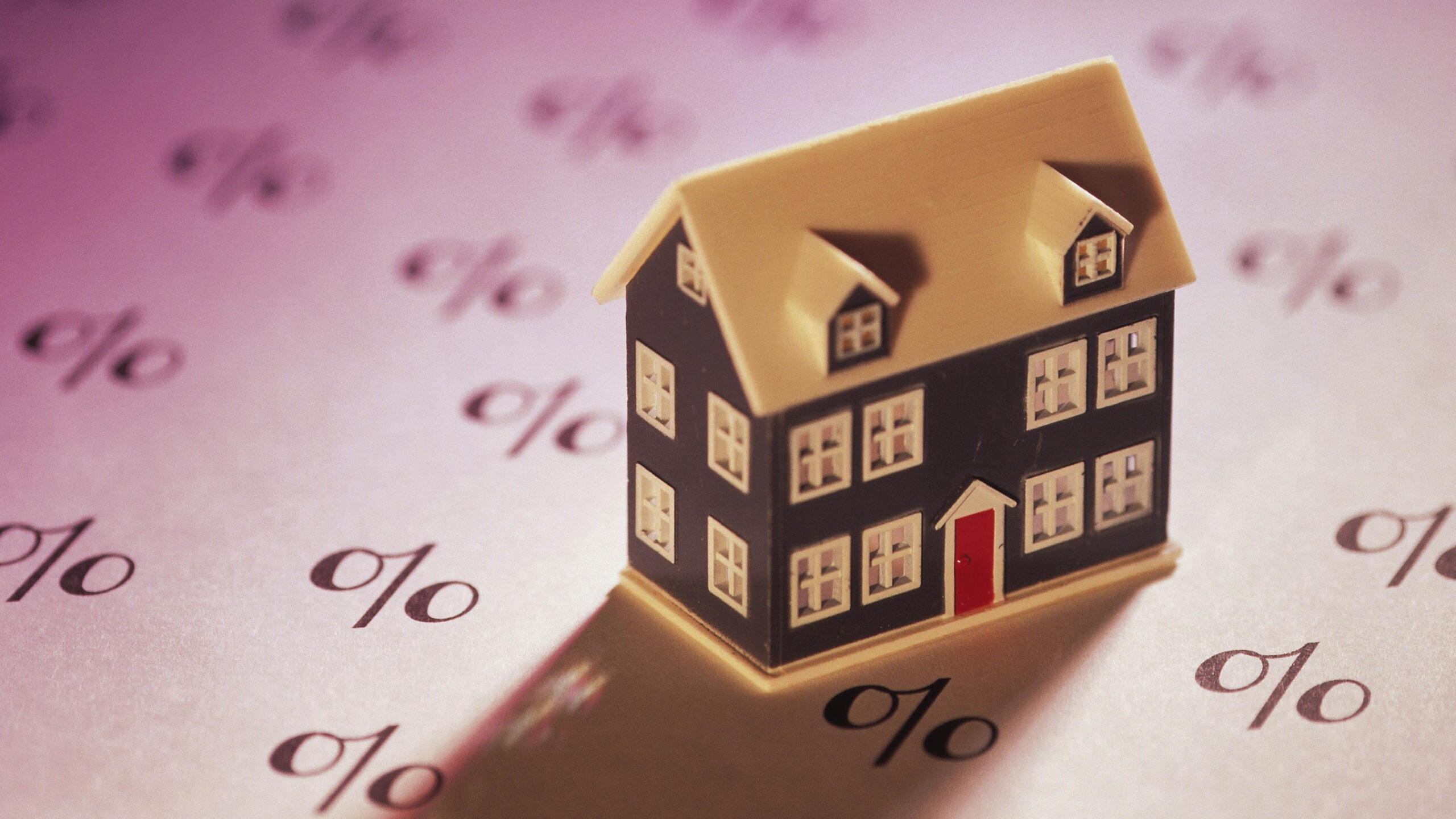 WILL FIRST TIME BUYERS PAY PREMIUM RATES ON GOVERNMENTS 5% DEPOSIT MORTGAGES?