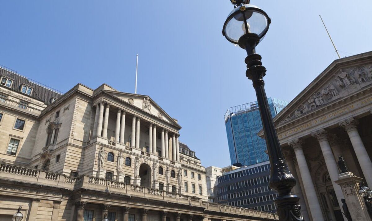 BANK OF ENGLAND RAISE INTEREST RATES TO 4.5%… WHAT DOES THIS MEAN?