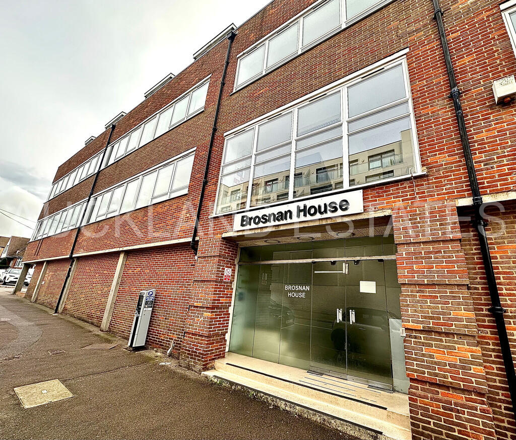 Brosnan House, Potters Bar, EN6 1BW