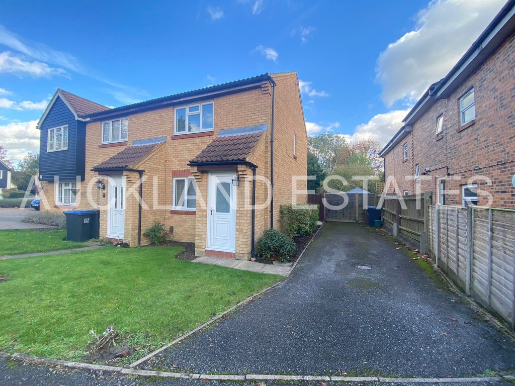 Vincenzo Close, North Mymms, AL9 7NH