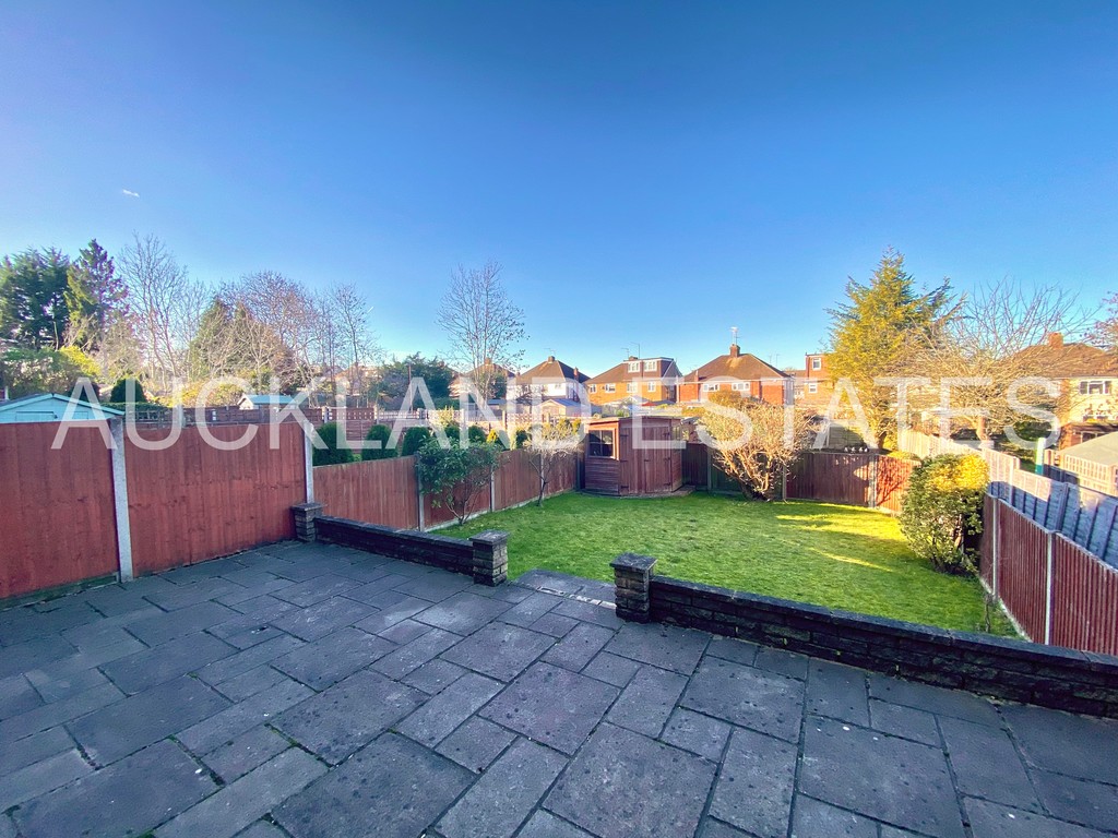 Aberdale Gardens, Potters Bar, EN6 2JN Auckland Estates Limited