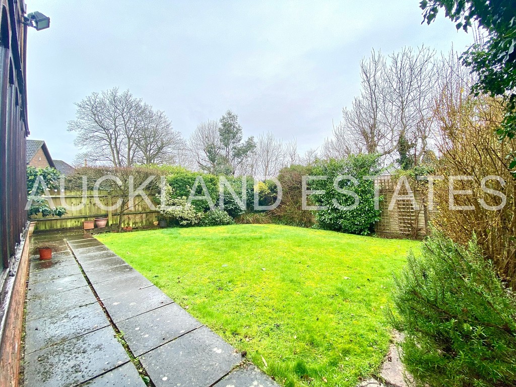 Anthorne Close, Potters Bar, EN6 1RW Auckland Estates Limited