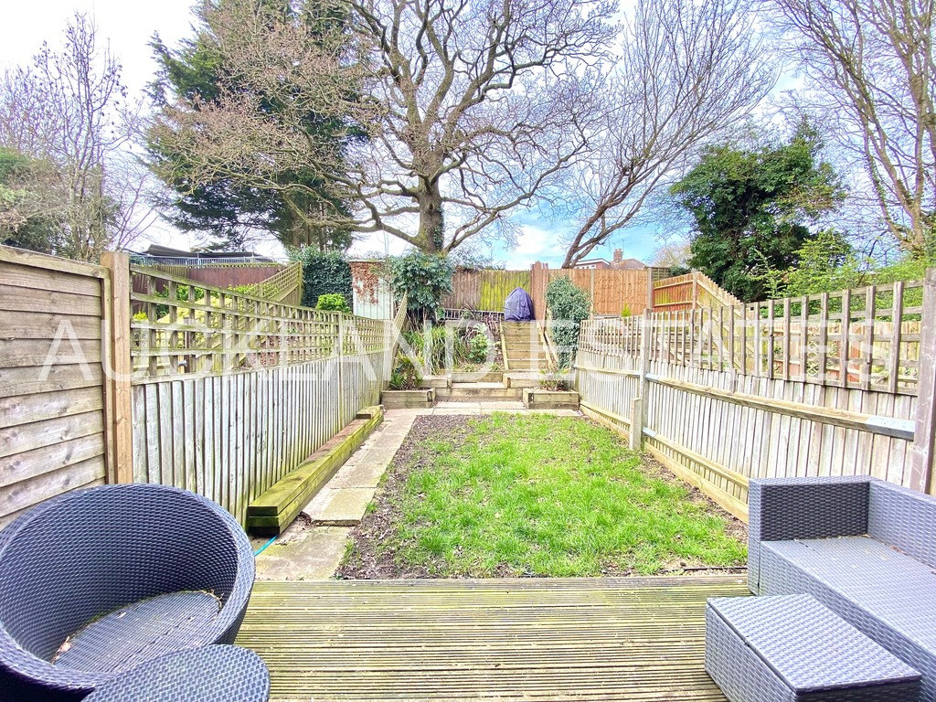 Oakfield Close, Potters Bar, EN6 2BE Auckland Estates Limited