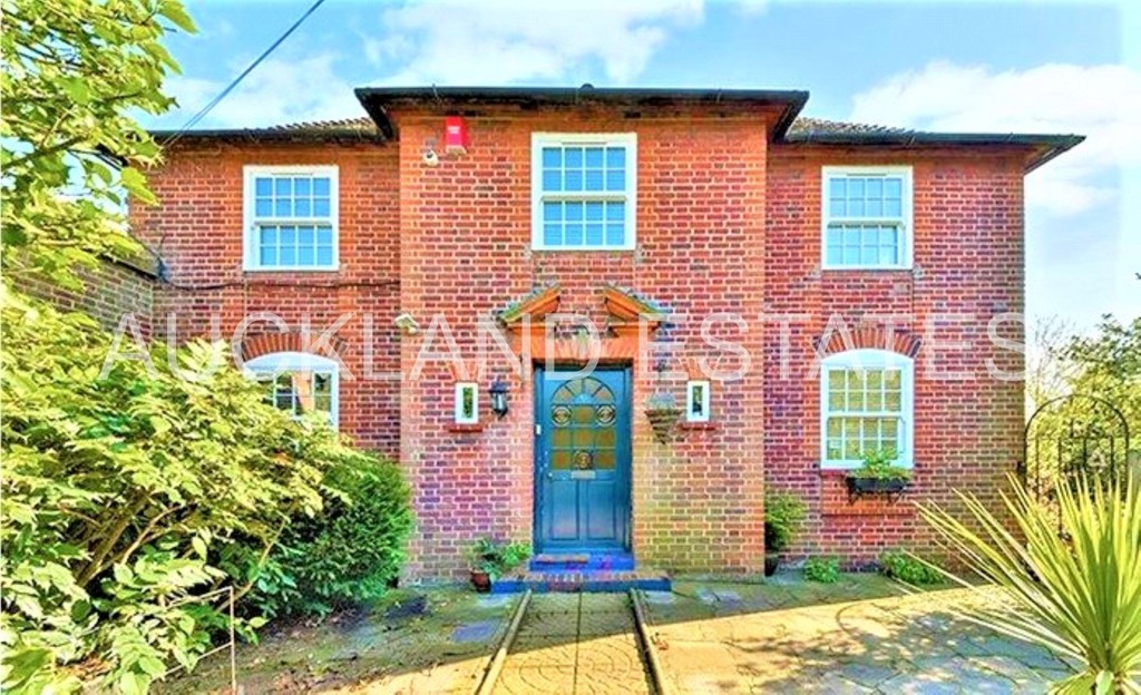 Church Road, Potters Bar, EN6 1EY