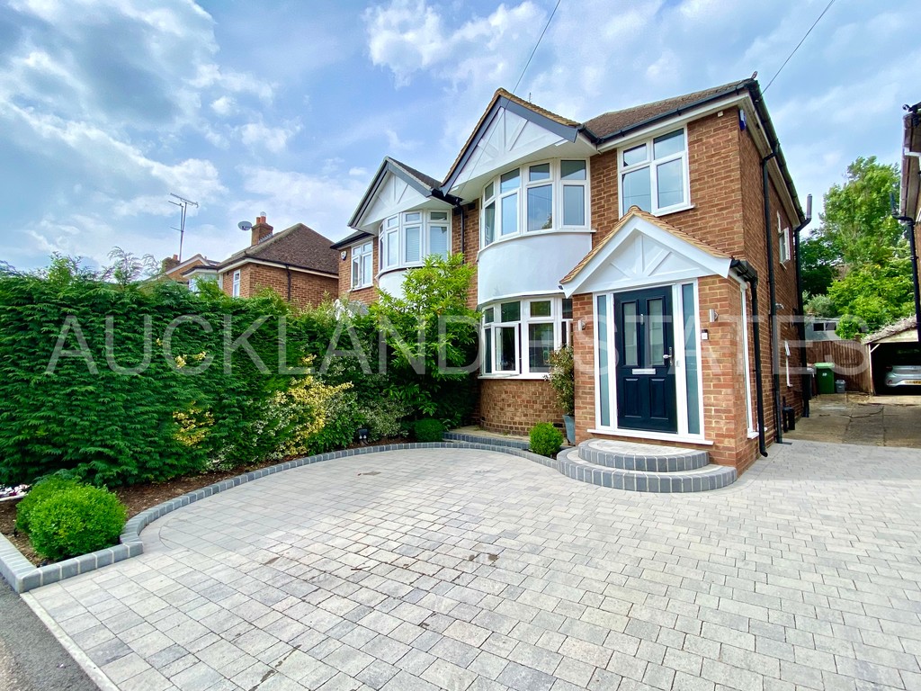 Deepdene, Potters Bar, EN6 3DF