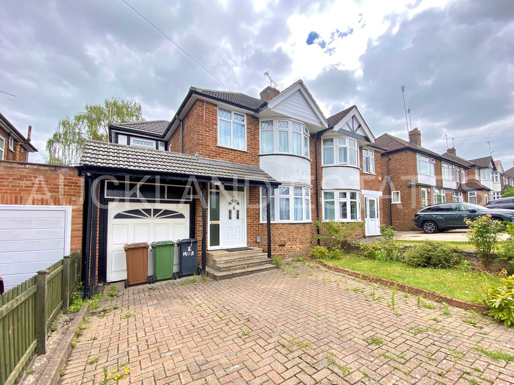 Mimms Hall Road, Potters Bar, EN6 3BZ