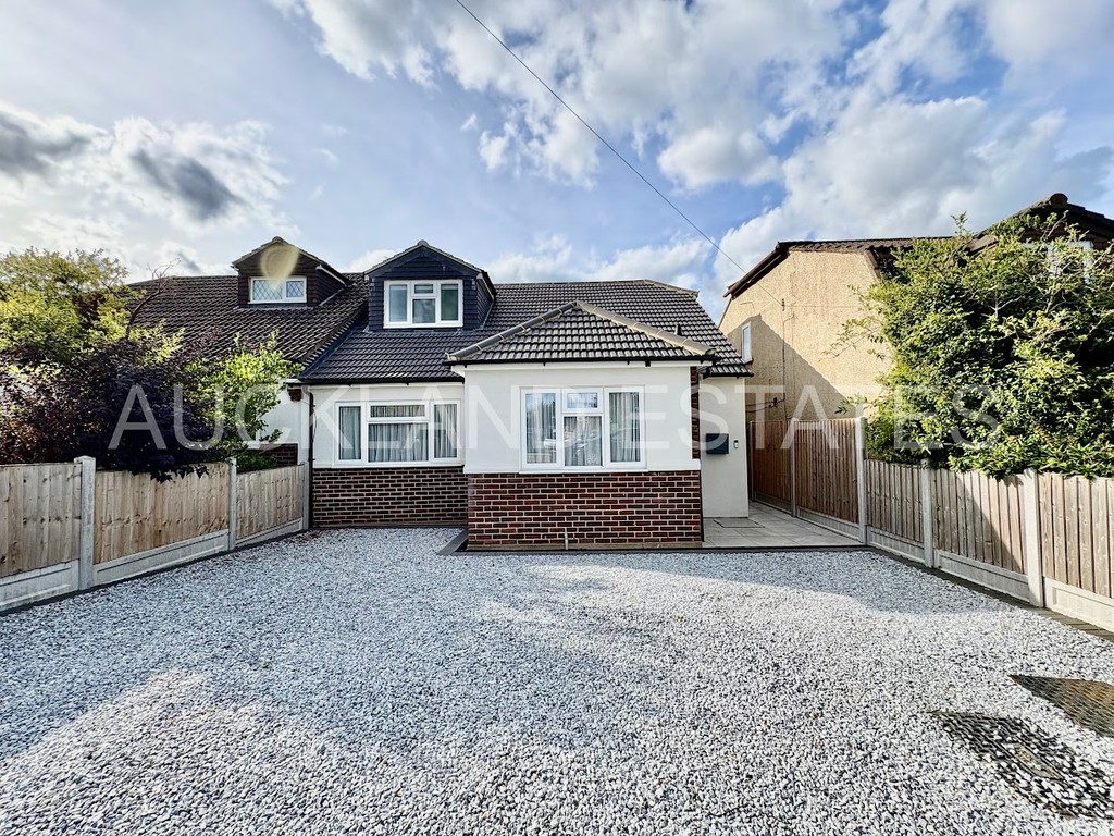 Field View Road, Potters Bar, EN6 2NA