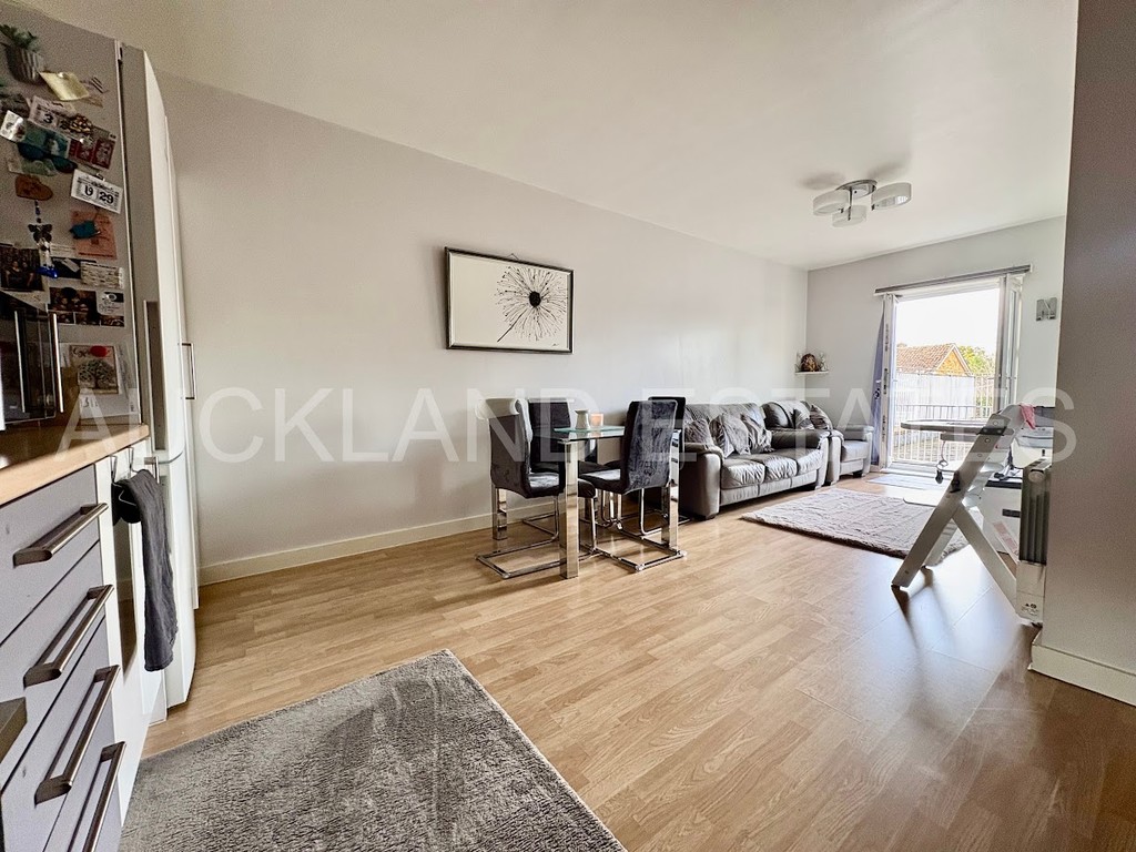 Orchard Court, Mimms Hall Road, Potters Bar, EN6 3DW