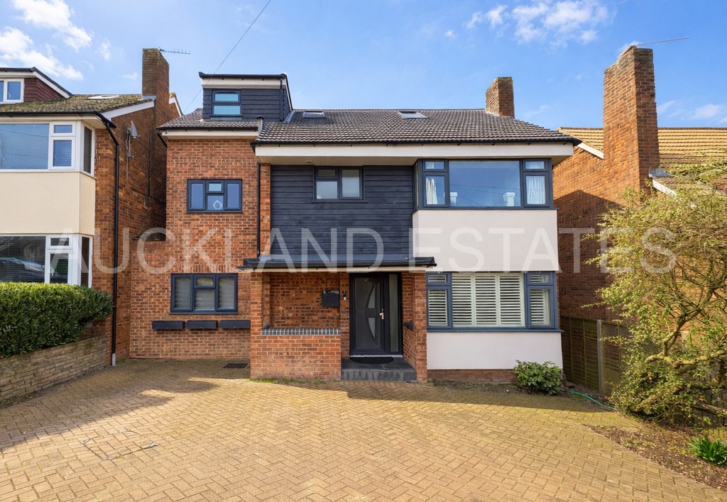 Potters Bar, EN6 5JP