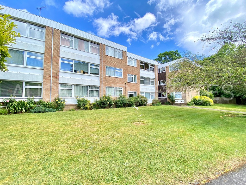 Heathfield Close, Potters Bar, EN6 1SP