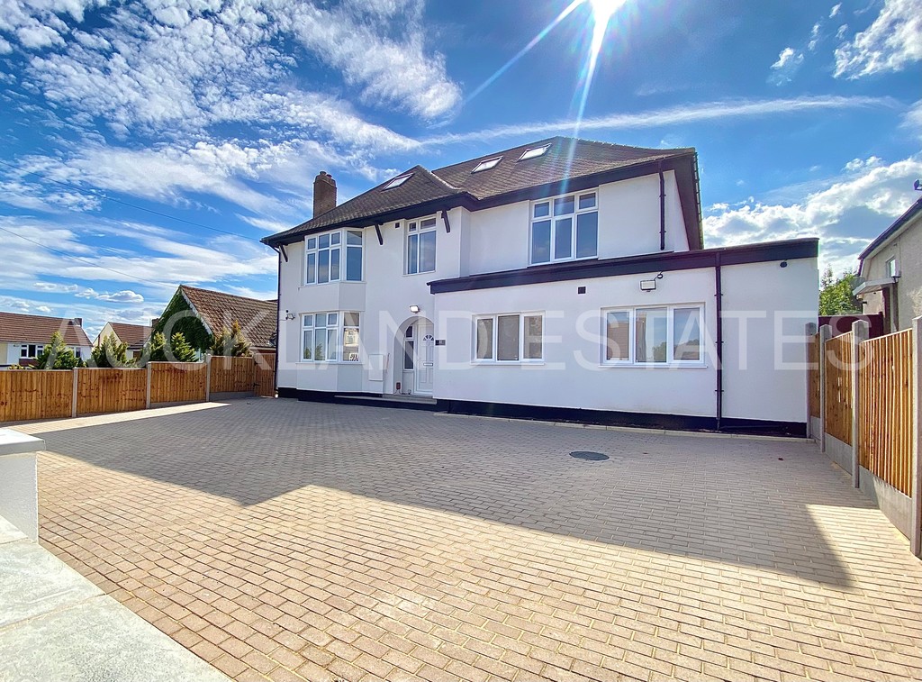 Tempest Avenue, Potters Bar, EN6 5JU