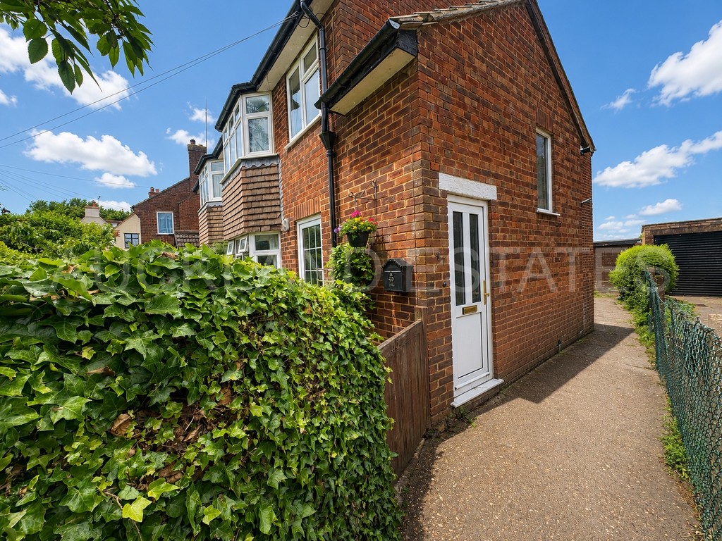 47, Blackhorse Lane, South Mimms, Potters Bar, EN6 3PS