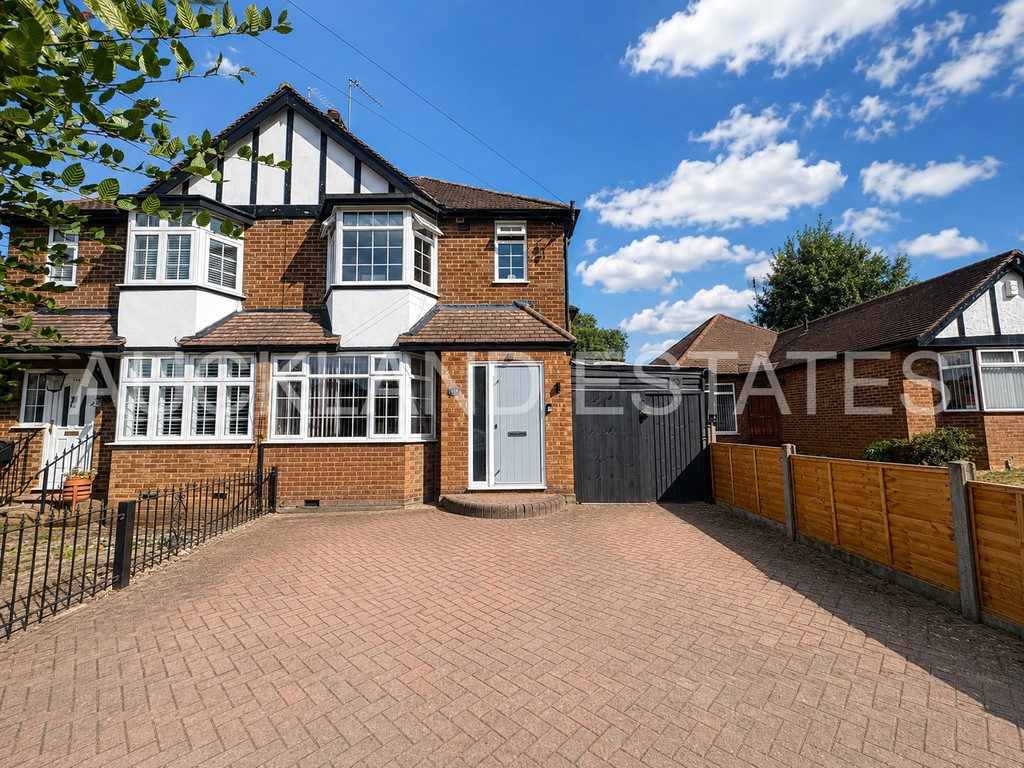 Mimms Hall Road, Potters Bar, EN6 3EH
