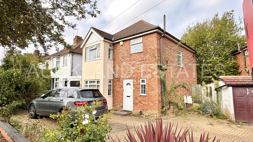 Auckland Road, Potters Bar, EN6 3ES