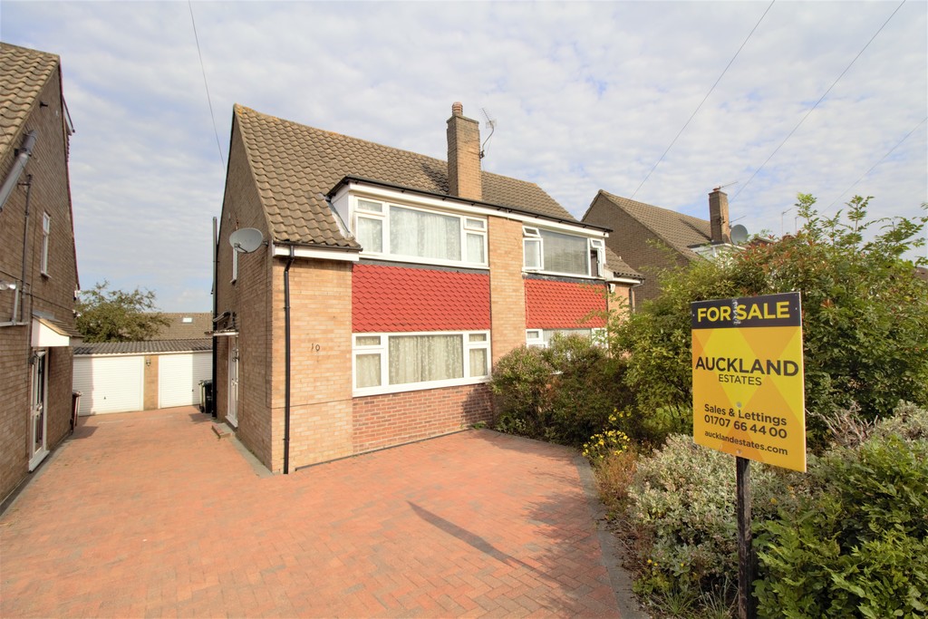 Albemarle Avenue, Potters Bar, EN6 1TD Auckland Estates Limited