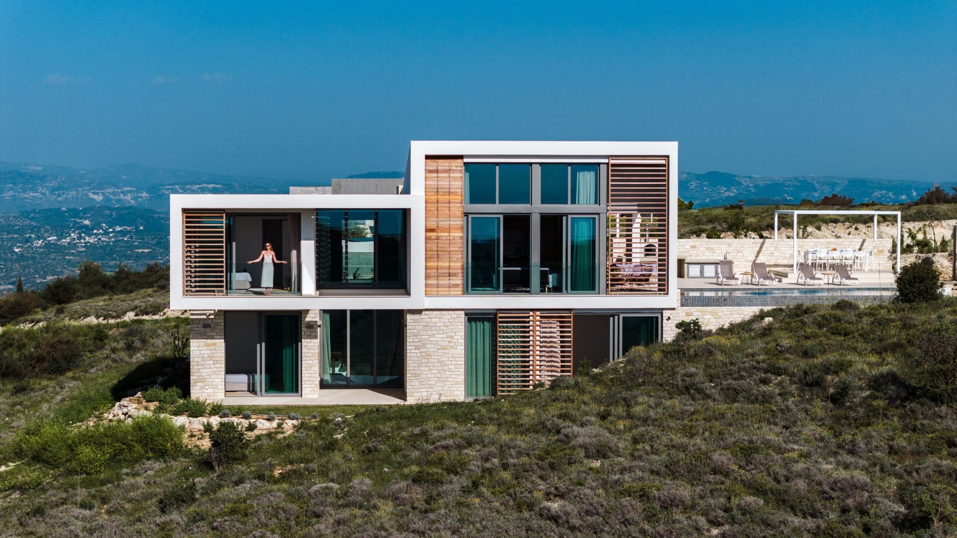 Villa – Residential For Sale