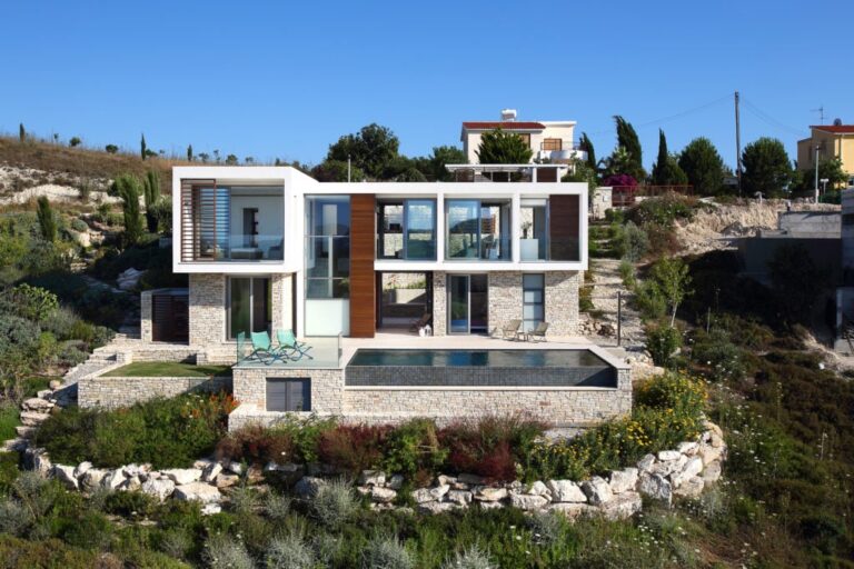 Villa – Residential For Sale