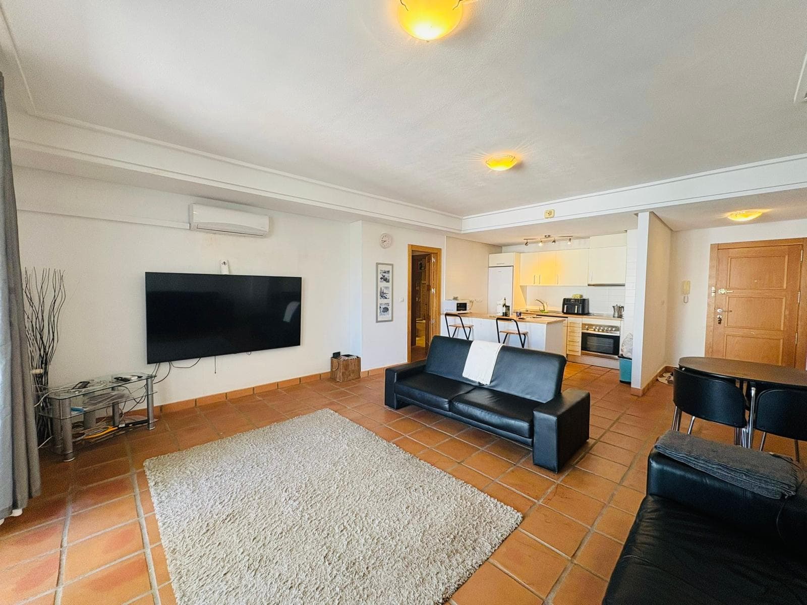 ? Beautiful 1-Bedroom Second Floor Apartment for Sale in the Heart of La Torre, Murcia ?