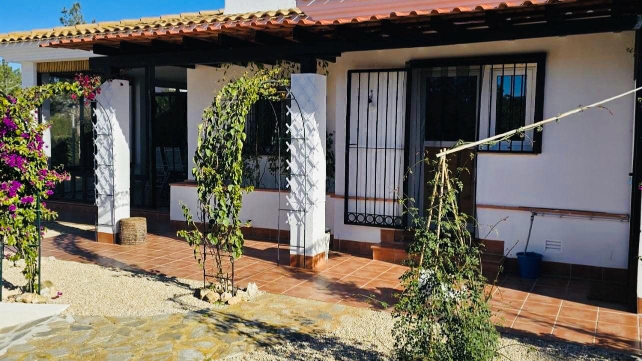 Renovated 3 Bedroom Semi-Detached Villa for Sale in Los Altos de Las Palas â Fuente Ãlamo, Murcia