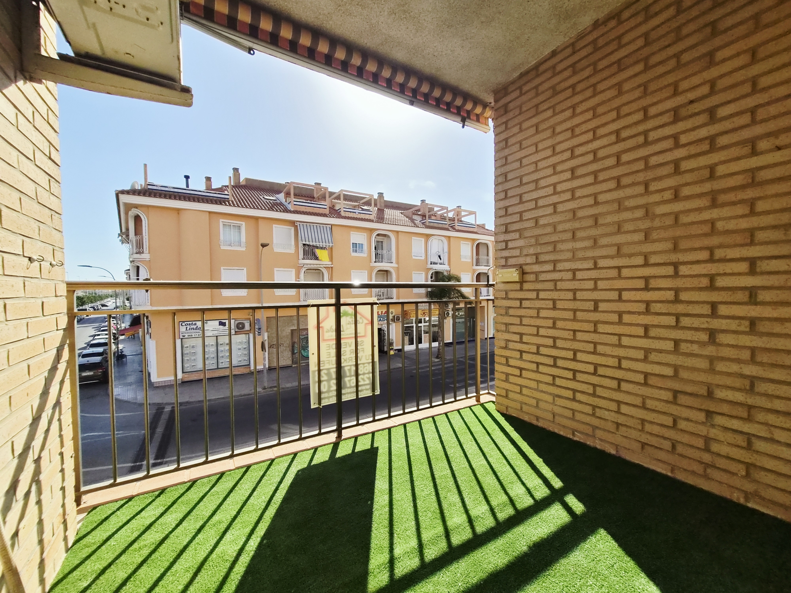 2 Bedroom Apartment for Sale in Los AlcÃ¡zares â Holiday Rental Rights, South-Facing Terrace & 250m from the Beach