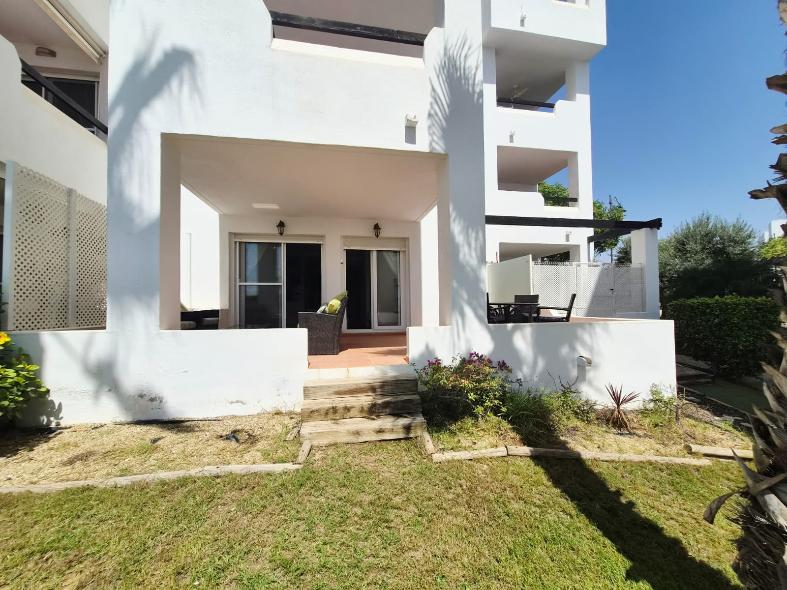 Ground Floor Apartment with Large Terrace for Sale in Terrazas de la Torre Golf Resort