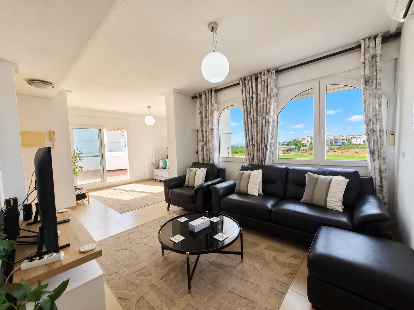 West-Facing Penthouse with Private Solarium on Calle Mero, La Torre Golf Resort